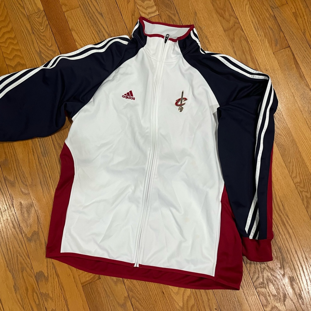 Men’s Cavs Adidas zip up . Worn once smoke free home